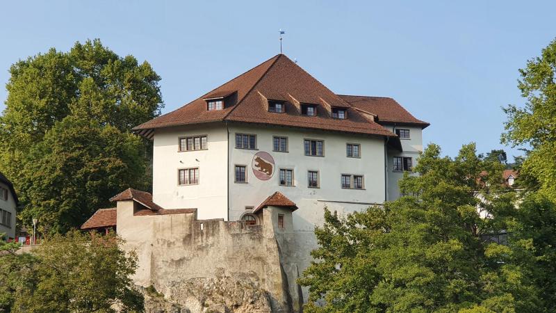 Aaretal hinauf, aussen herum zurück