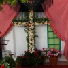 Kreuz aus Blumen