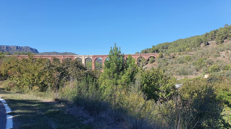 Eisenbahnbrücke bei Duesaigües