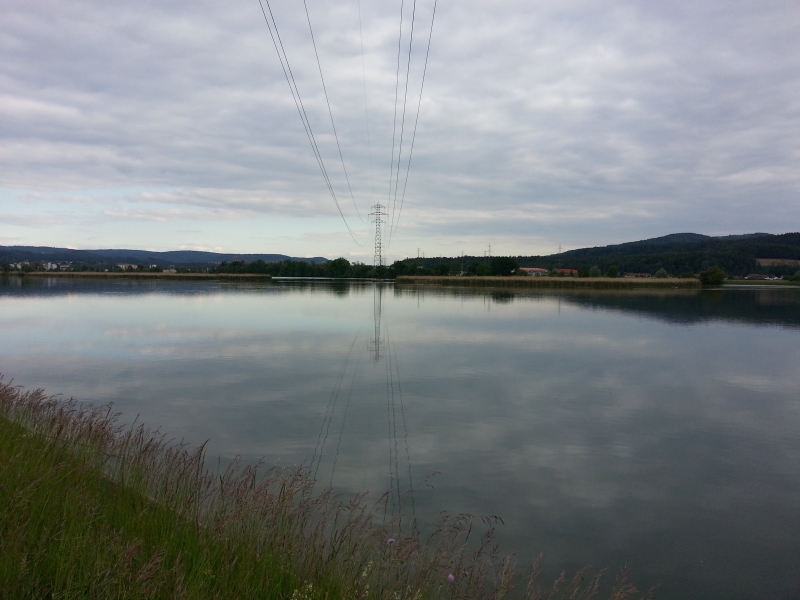 Spiegelbild im Klingnauer Stausee