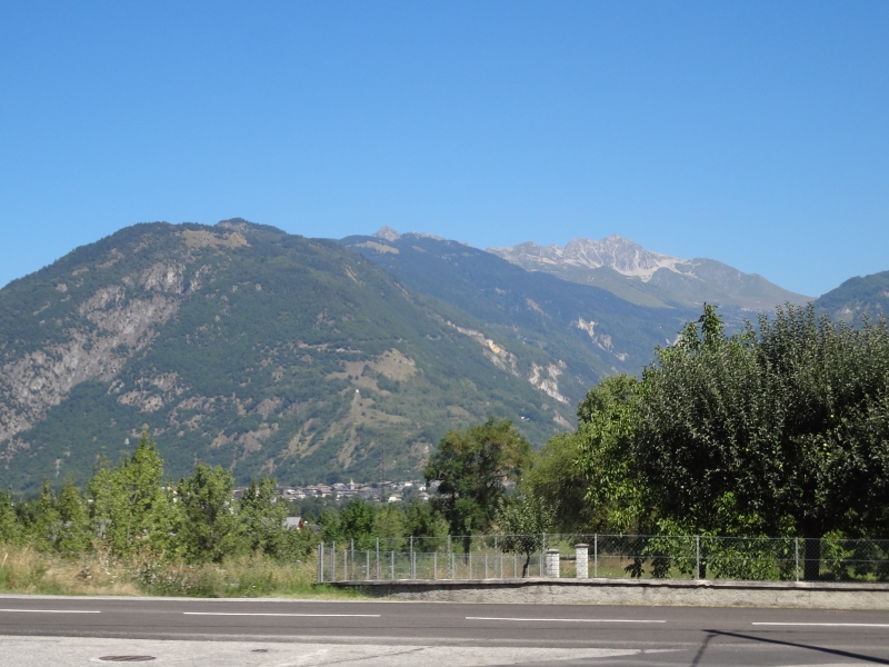 Blick hinüber zum Col de la Madeleine