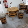 Sitzgruppe aus Fassteilen
