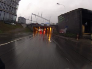 Farbenfrohe Unterführung