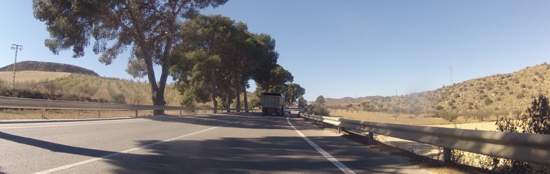 Auf dem Zement-Trail