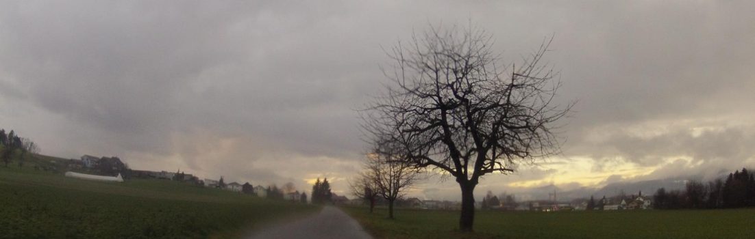 Aus dem Schneeschauer ins Abendrot