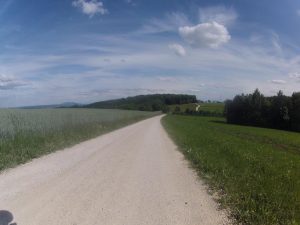 von Sennhütten zum Bözberg hinüber