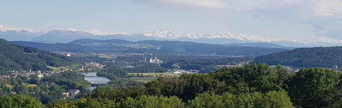 Alpenkamm aus Sicht von Vier Linden
