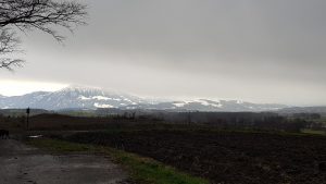 Blick über das Reusstal, vor dem Regen