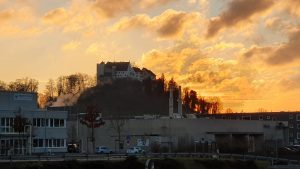 Schloss Lenzburg im Abendrot