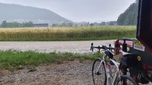 Gewitterregen bei Remigen