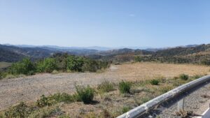Ausblick über das Hinterland von Katalonien, kurz vor Escaladei