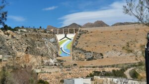 Staumauer mit Indalo