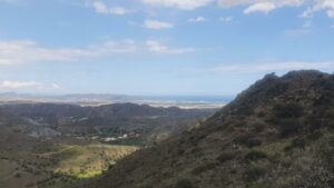 Ausblick vom Bedarpässchen in Richtung Meer