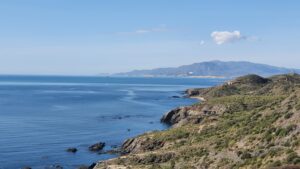 Blick von der Küstenstrasse zurück