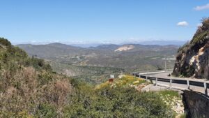 Blick ins Landesinnere vom Bedarpässchen