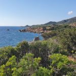 Blick der Küste entlang