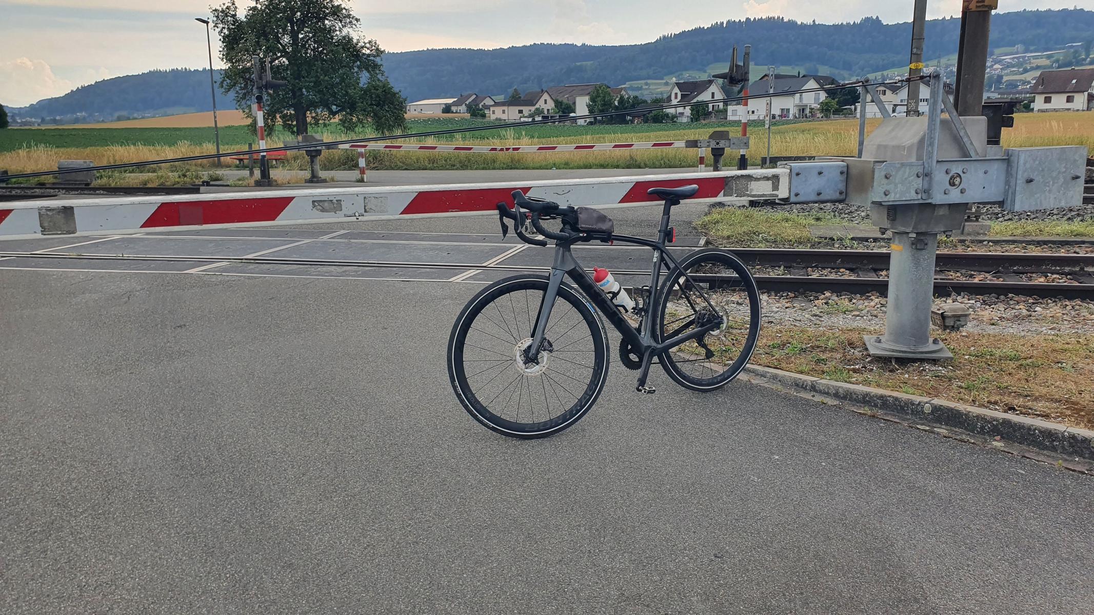 Wartezeit an der Bahnschranke